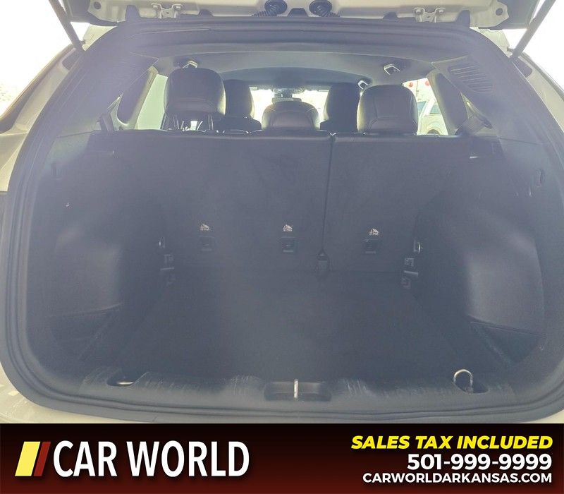 Jeep Compass Vehicle Full-screen Gallery Image 13