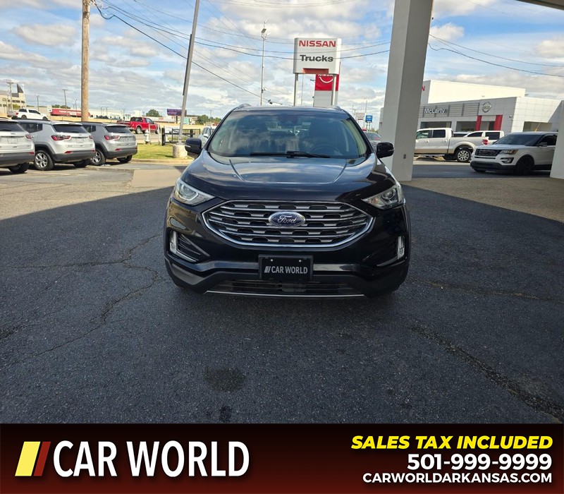 Ford Edge Vehicle Full-screen Gallery Image 2
