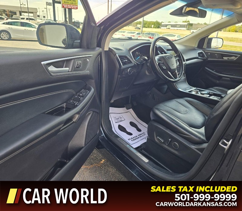 Ford Edge Vehicle Full-screen Gallery Image 8