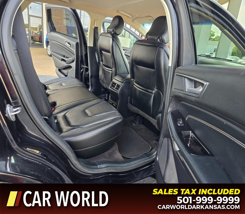 Ford Edge Vehicle Full-screen Gallery Image 13