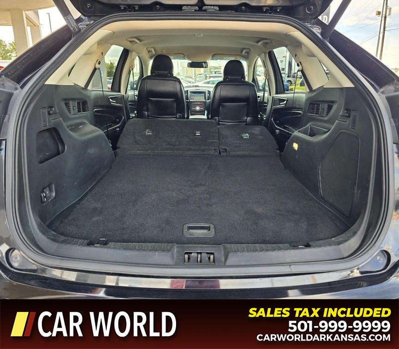 Ford Edge Vehicle Full-screen Gallery Image 16