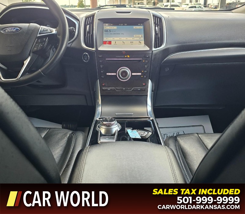 Ford Edge Vehicle Full-screen Gallery Image 20