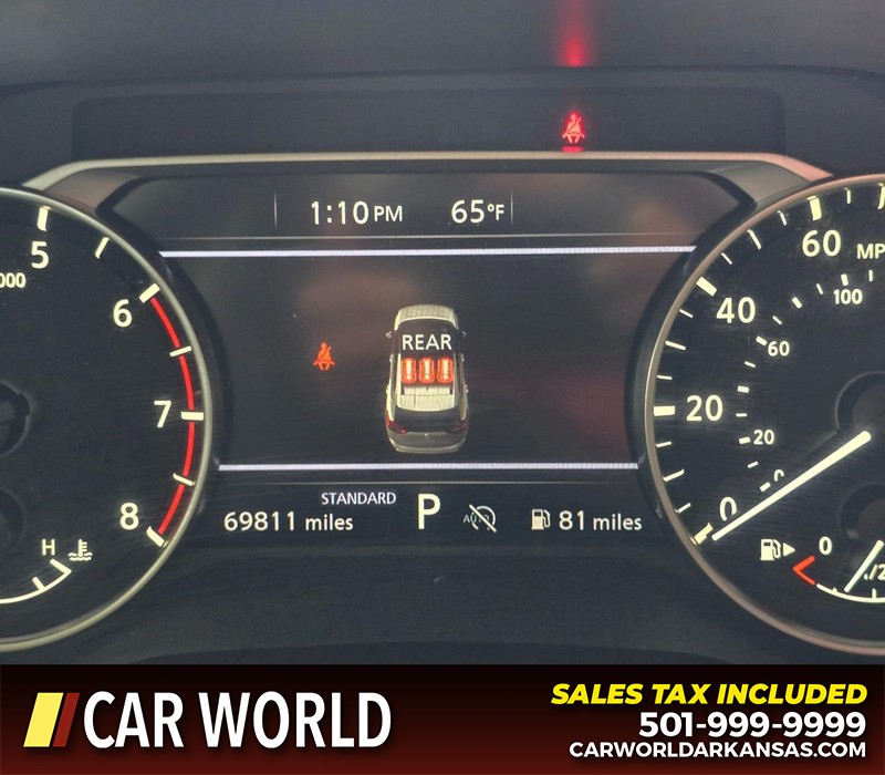 Nissan Rogue Vehicle Full-screen Gallery Image 16