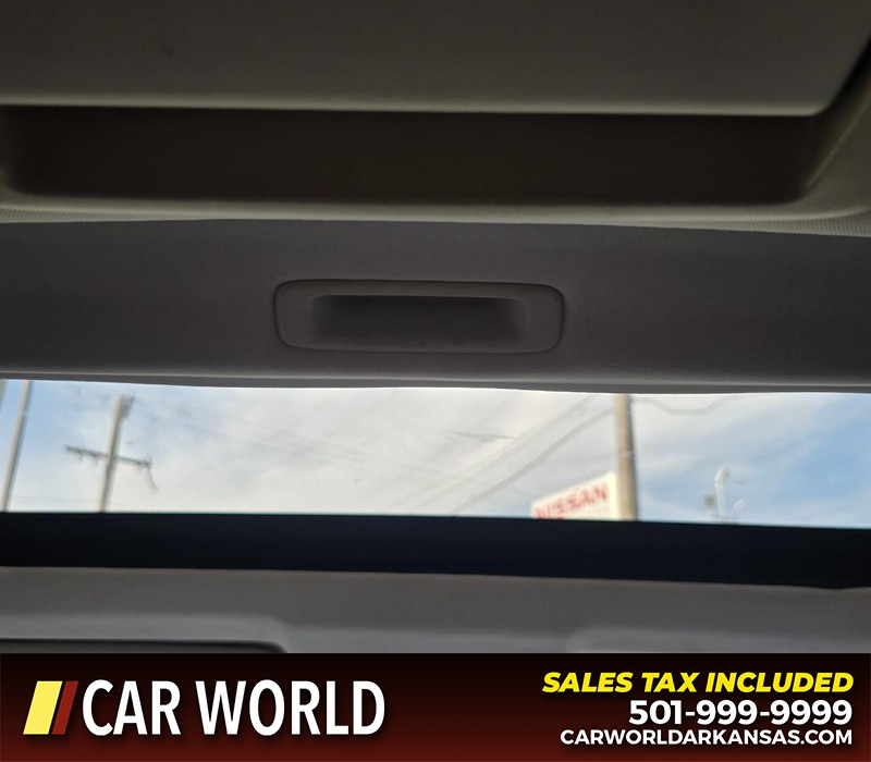 Honda CR-V Vehicle Full-screen Gallery Image 20