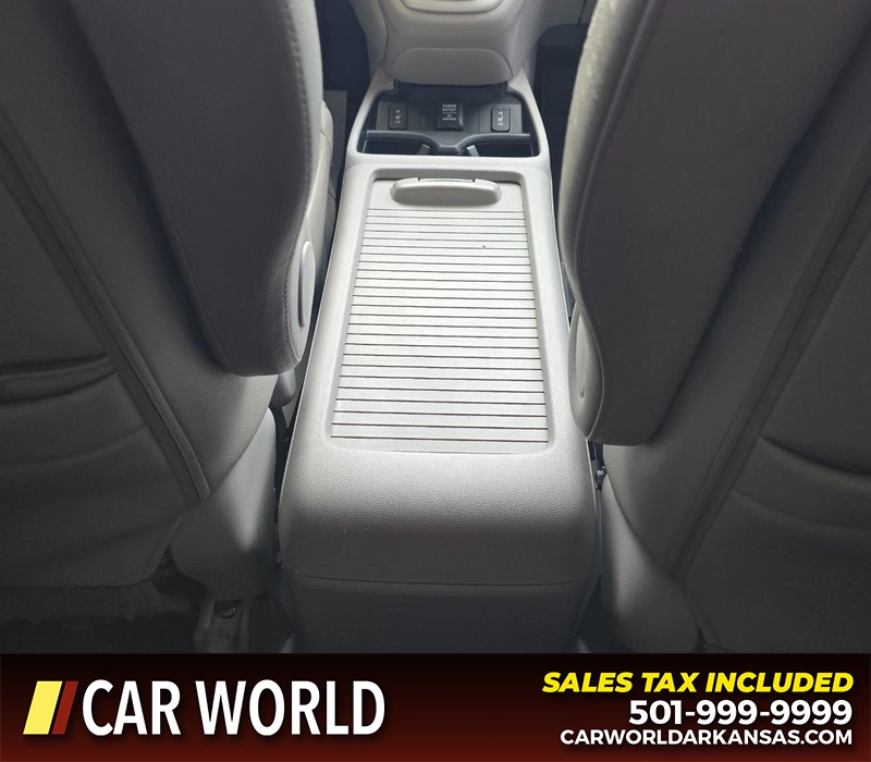 Honda CR-V Vehicle Full-screen Gallery Image 21