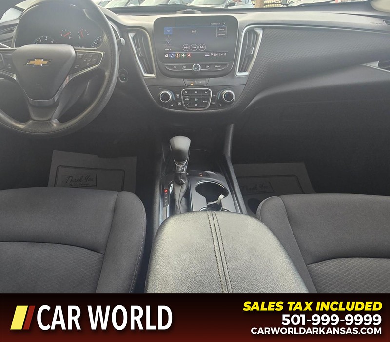 Chevrolet Malibu Vehicle Full-screen Gallery Image 18