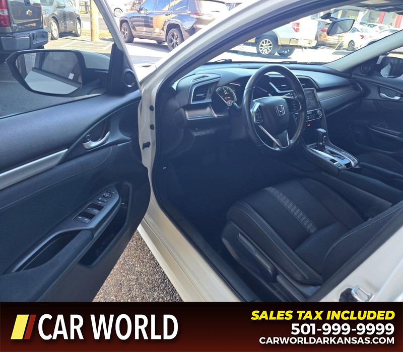 Honda Civic Sedan Vehicle Full-screen Gallery Image 7