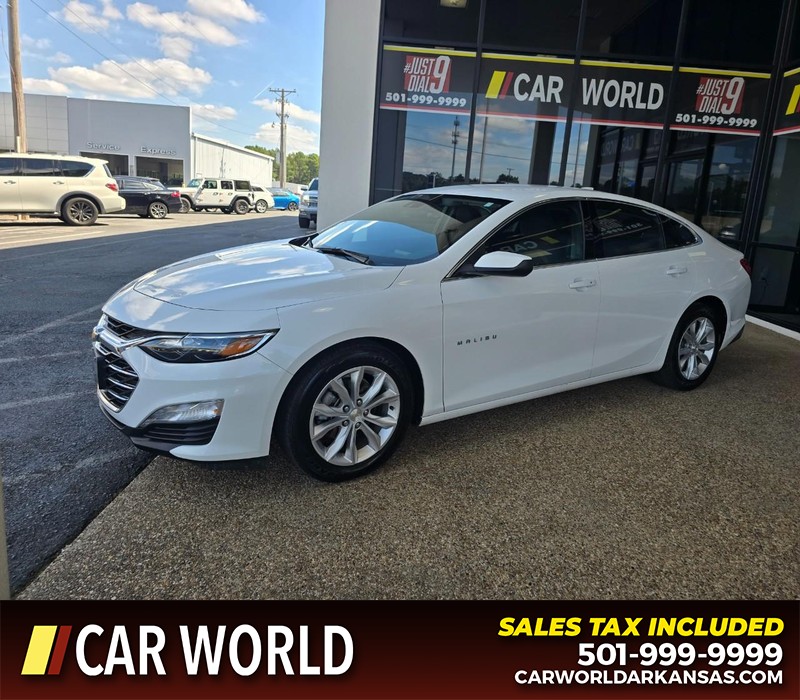 Chevrolet Malibu Vehicle Full-screen Gallery Image 3