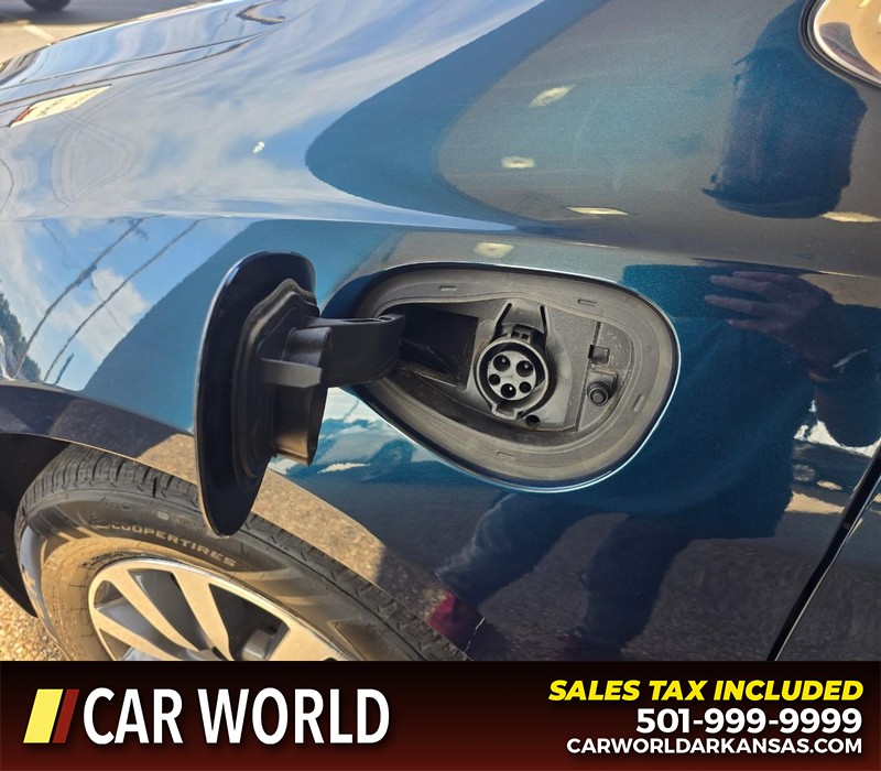 Chrysler Pacifica Vehicle Full-screen Gallery Image 5
