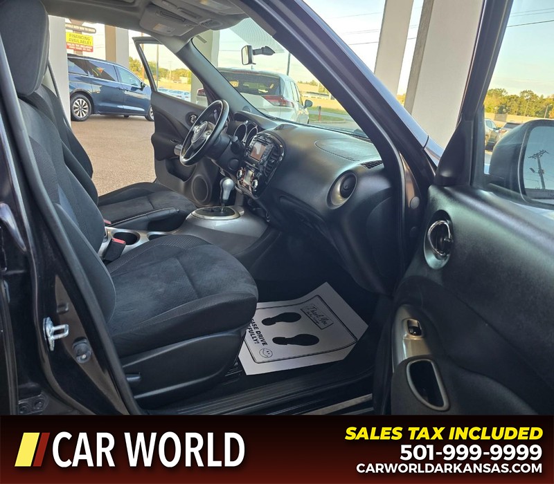 Nissan Juke Vehicle Full-screen Gallery Image 11