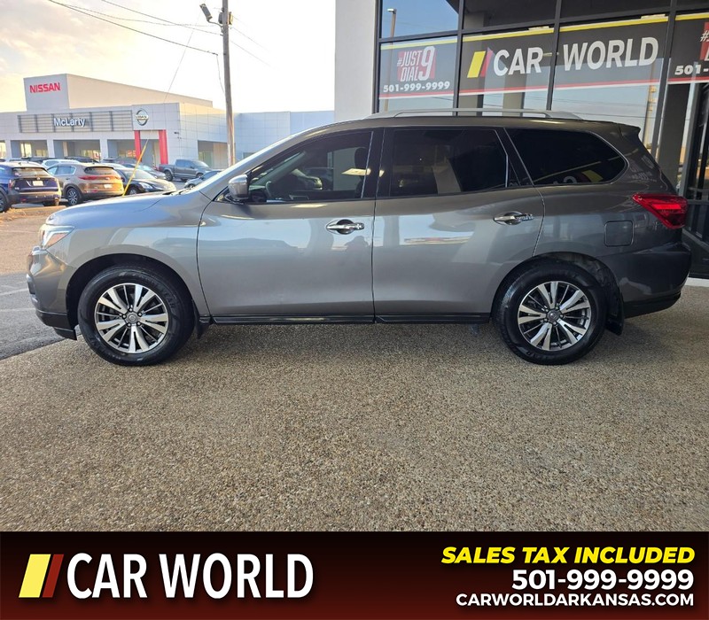 Nissan Pathfinder Vehicle Full-screen Gallery Image 4