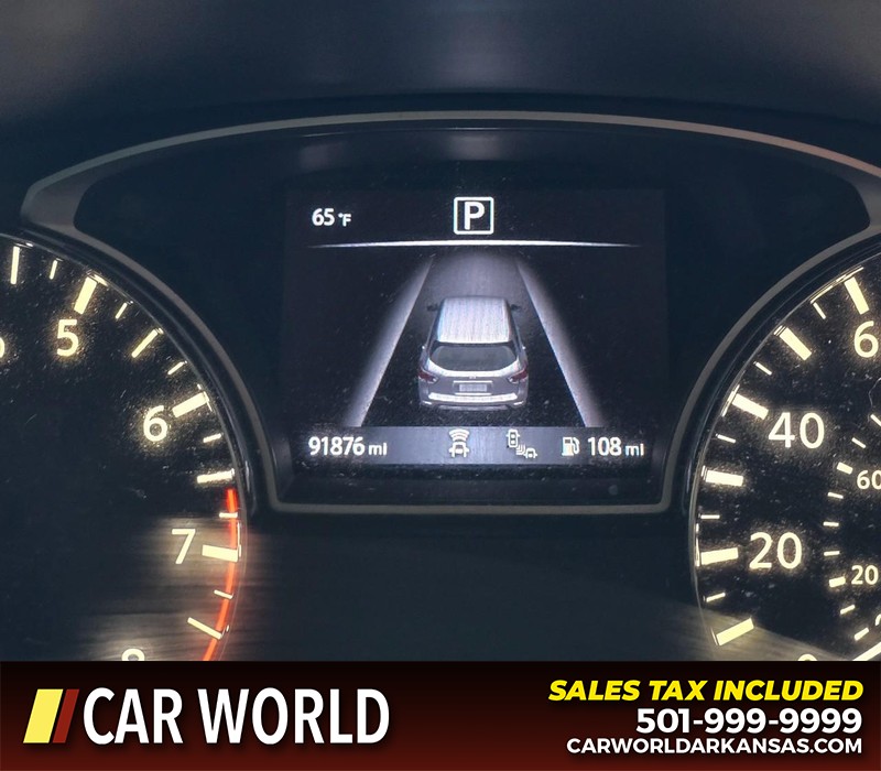 Nissan Pathfinder Vehicle Full-screen Gallery Image 19