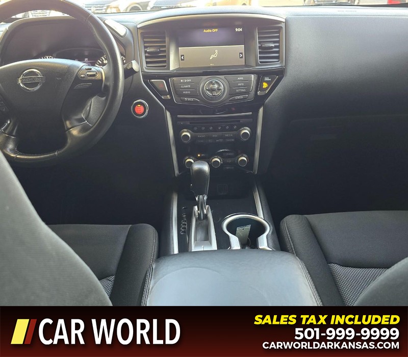 Nissan Pathfinder Vehicle Full-screen Gallery Image 21