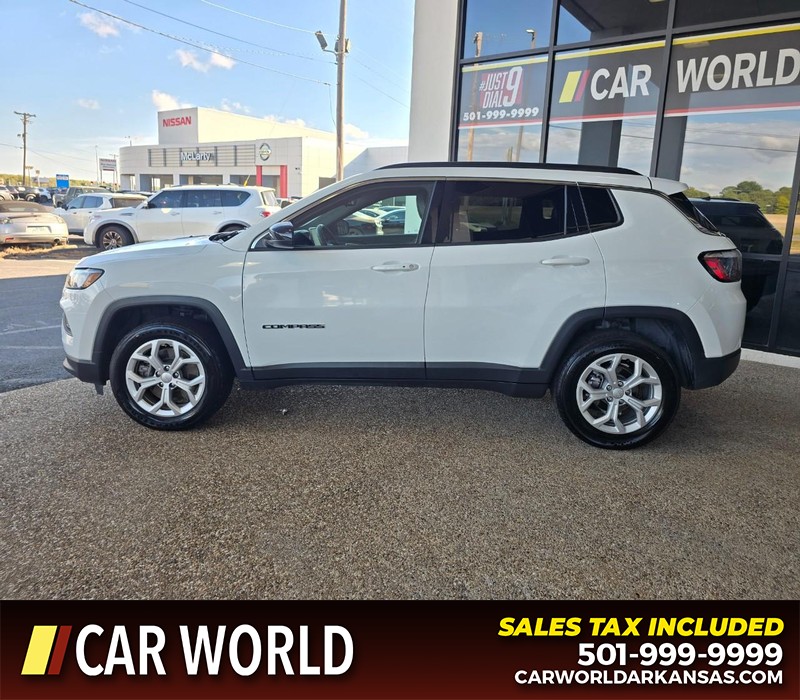 Jeep Compass Vehicle Full-screen Gallery Image 4