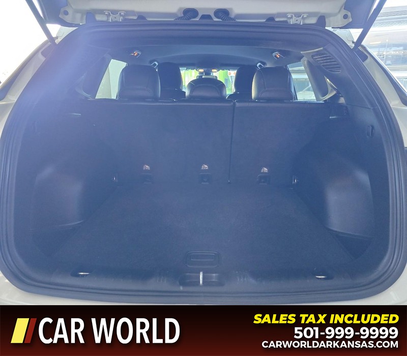 Jeep Compass Vehicle Full-screen Gallery Image 13