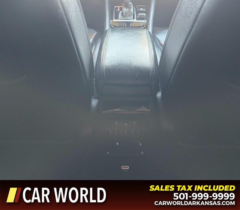Jeep Compass Vehicle Full-screen Gallery Image 19