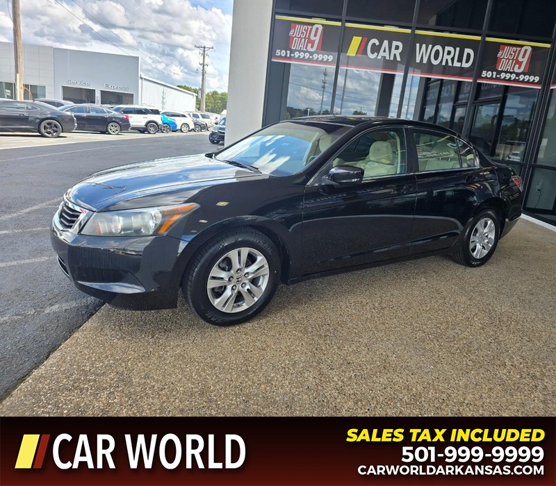 Honda Accord Sedan Vehicle Full-screen Gallery Image 3