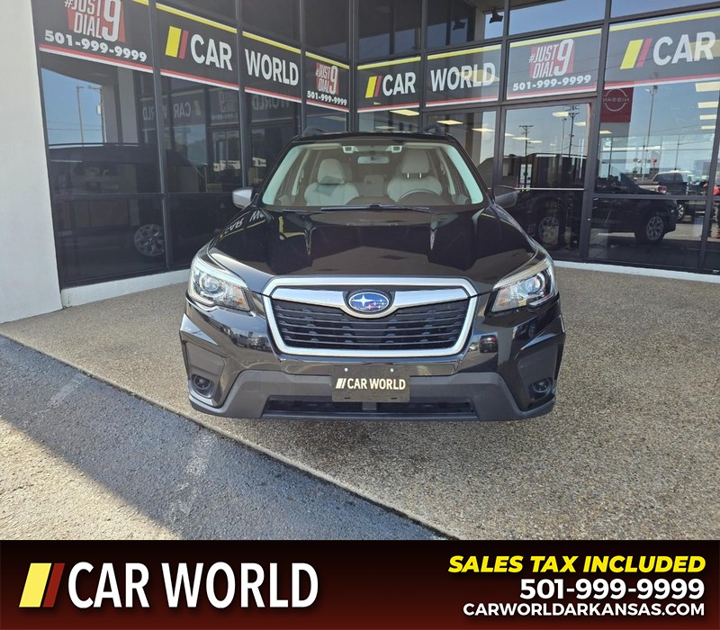 Subaru Forester Vehicle Full-screen Gallery Image 2