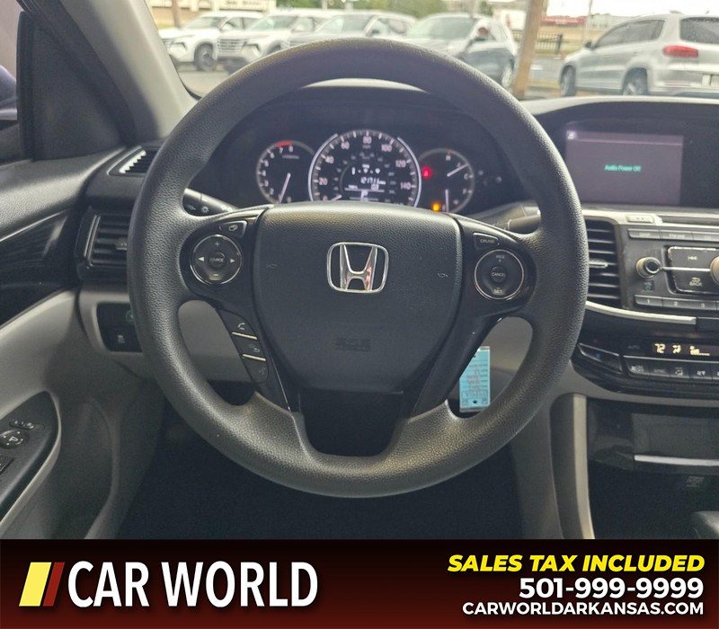 Honda Accord Sedan Vehicle Full-screen Gallery Image 15