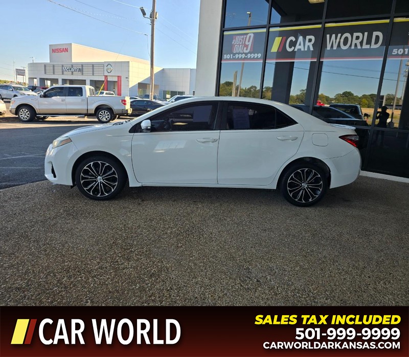 Toyota Corolla Vehicle Full-screen Gallery Image 4