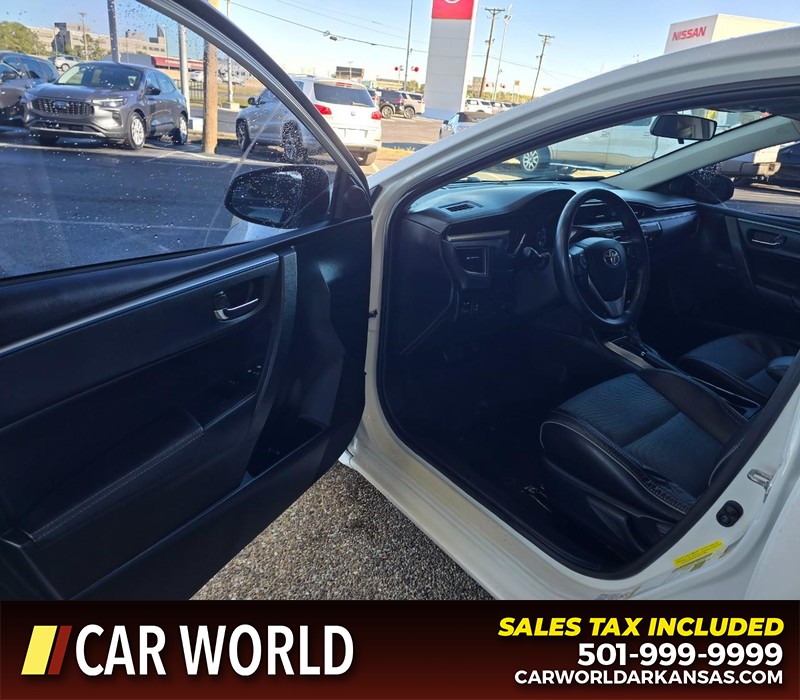Toyota Corolla Vehicle Full-screen Gallery Image 7