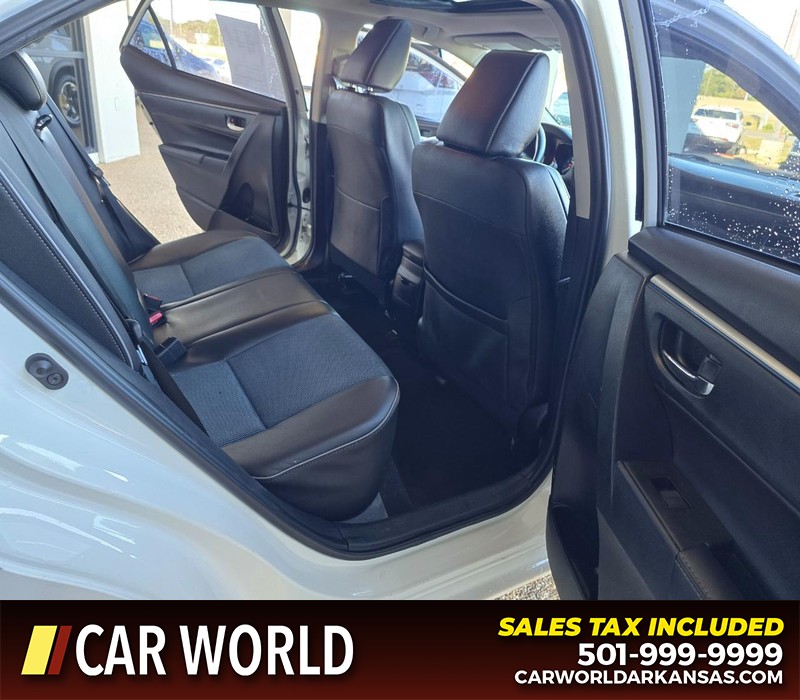 Toyota Corolla Vehicle Full-screen Gallery Image 12