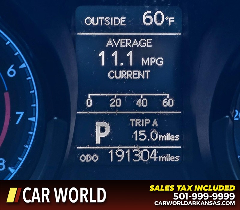Toyota Corolla Vehicle Full-screen Gallery Image 16