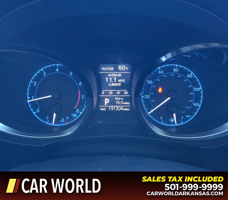 Toyota Corolla Vehicle Full-screen Gallery Image 17