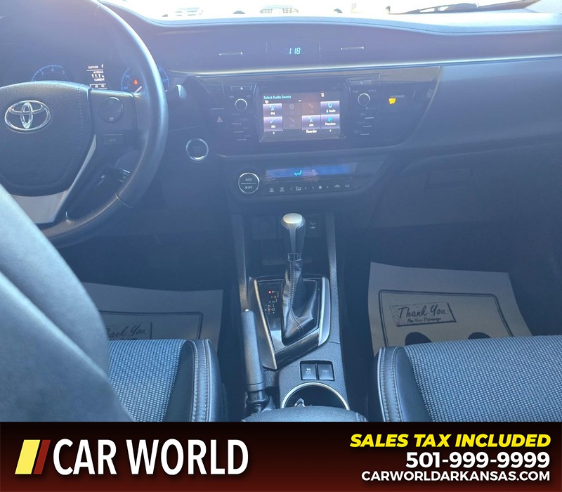 Toyota Corolla Vehicle Full-screen Gallery Image 18