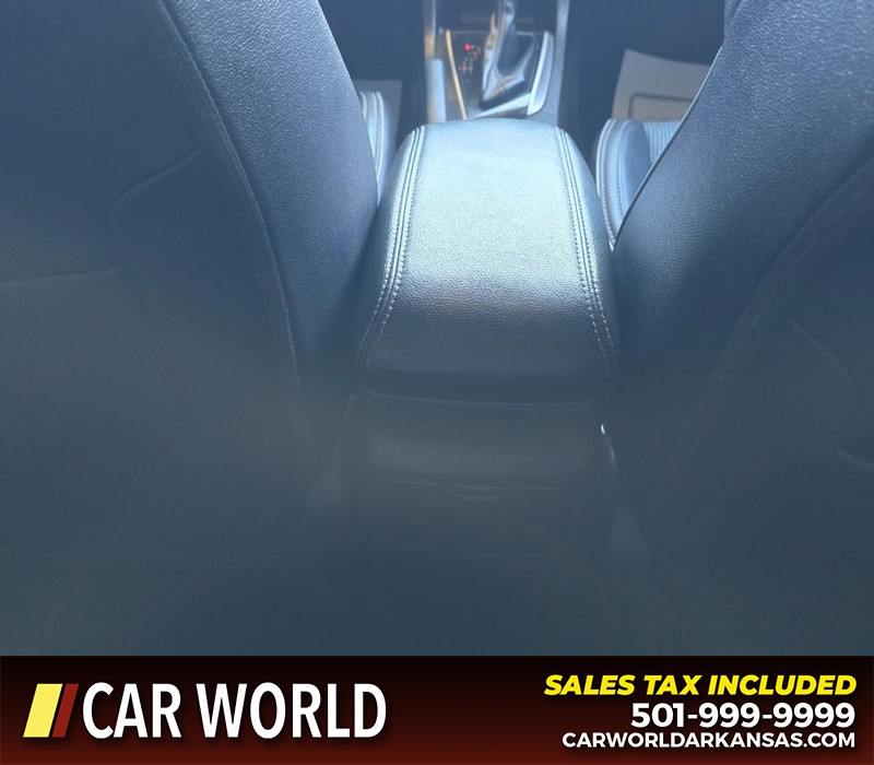 Toyota Corolla Vehicle Full-screen Gallery Image 20