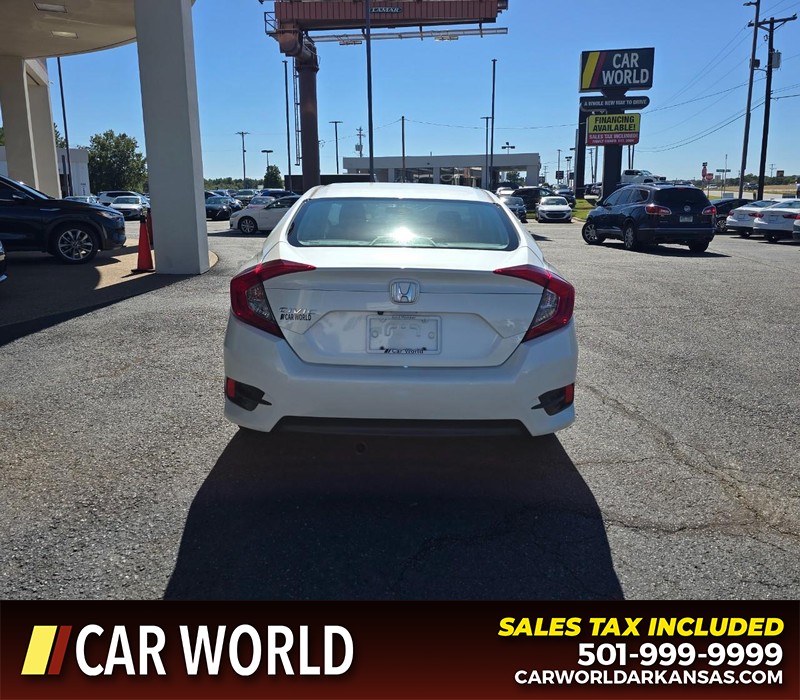 Honda Civic Sedan Vehicle Full-screen Gallery Image 5