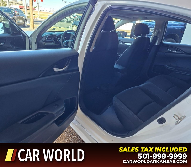 Honda Civic Sedan Vehicle Full-screen Gallery Image 9