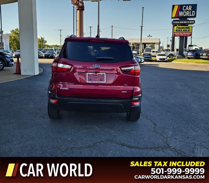 Ford EcoSport Vehicle Full-screen Gallery Image 5