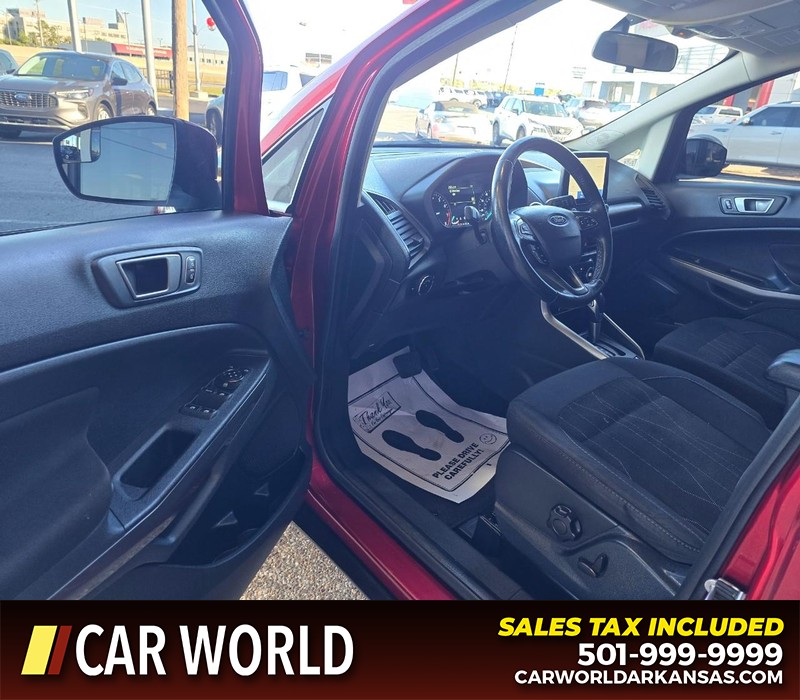 Ford EcoSport Vehicle Full-screen Gallery Image 7