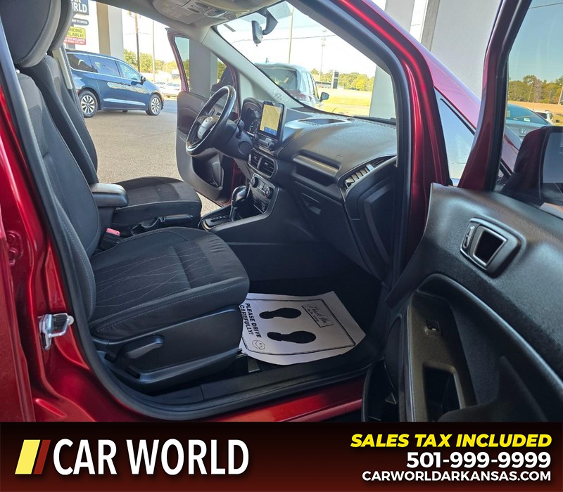 Ford EcoSport Vehicle Full-screen Gallery Image 11