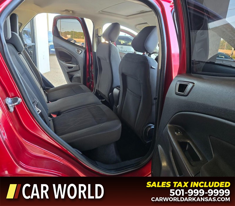 Ford EcoSport Vehicle Full-screen Gallery Image 12