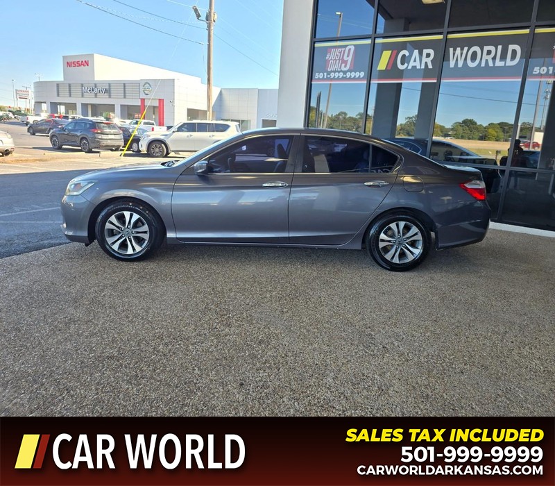 Honda Accord Sedan Vehicle Full-screen Gallery Image 4