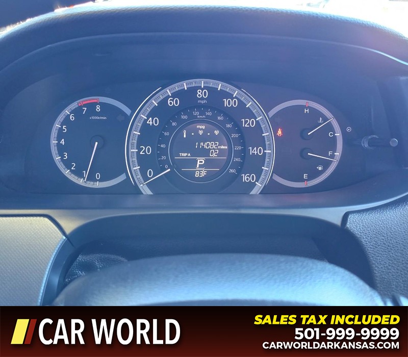 Honda Accord Sedan Vehicle Full-screen Gallery Image 16