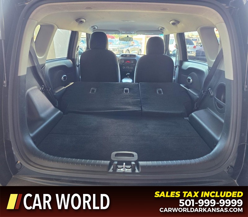 Kia Soul Vehicle Full-screen Gallery Image 14