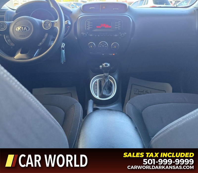 Kia Soul Vehicle Full-screen Gallery Image 18
