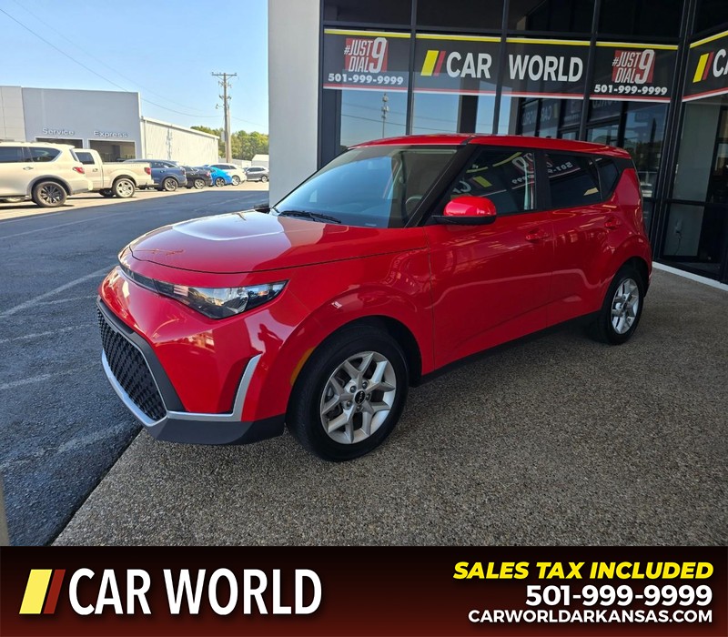 Kia Soul Vehicle Full-screen Gallery Image 3