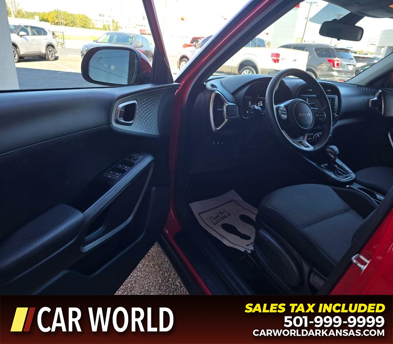 Kia Soul Vehicle Full-screen Gallery Image 7