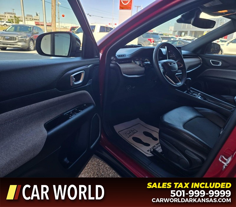 Jeep Compass Vehicle Full-screen Gallery Image 7
