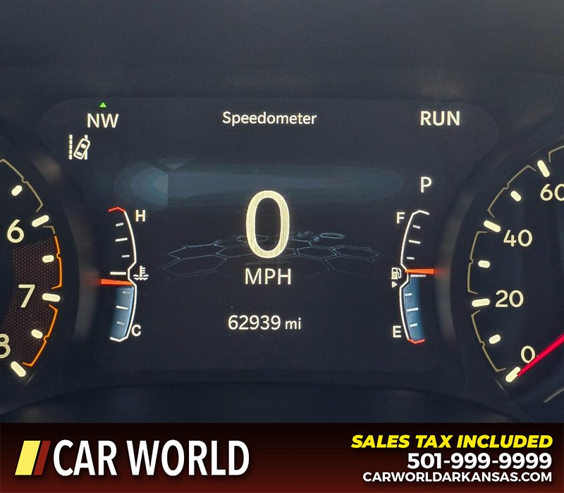 Jeep Compass Vehicle Full-screen Gallery Image 16