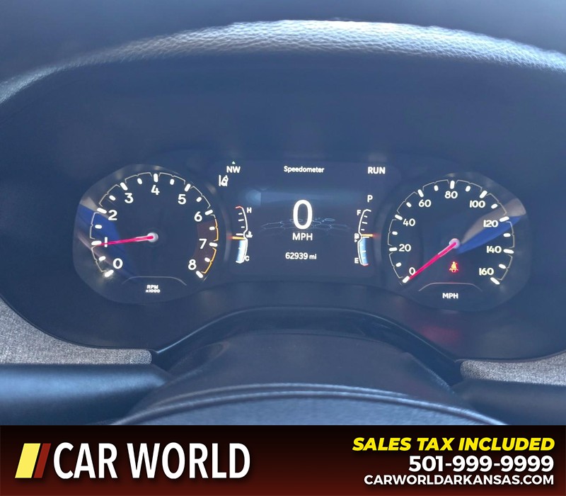 Jeep Compass Vehicle Full-screen Gallery Image 17
