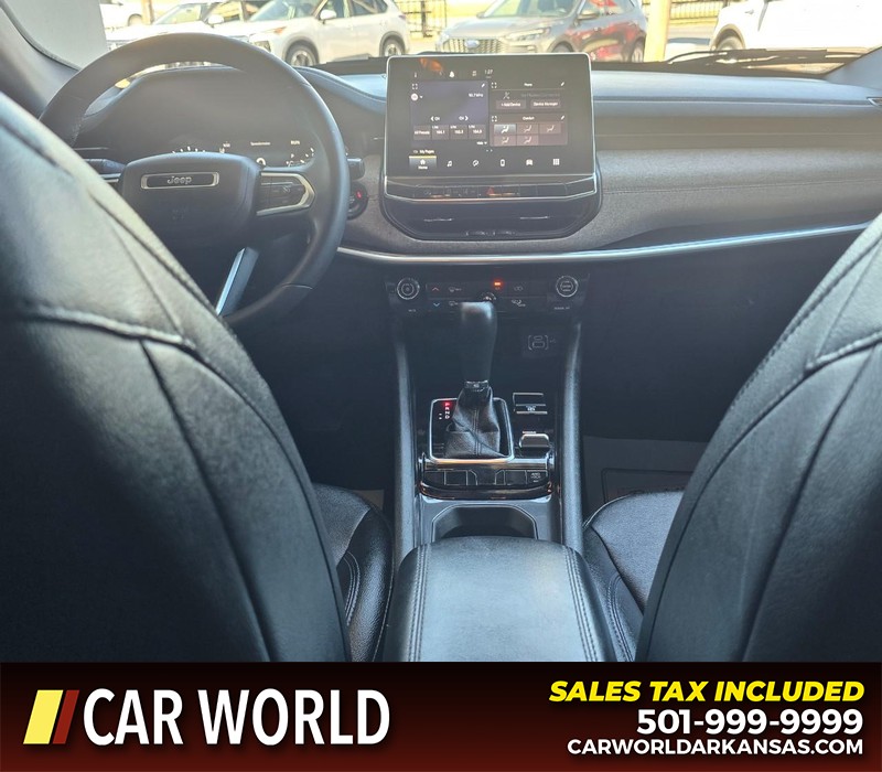 Jeep Compass Vehicle Full-screen Gallery Image 18
