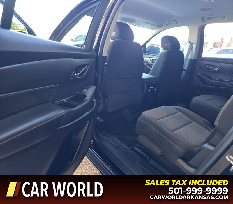Chevrolet Traverse Vehicle Full-screen Gallery Image 9