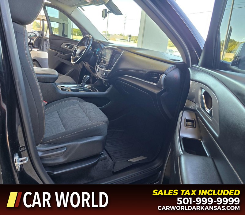 Chevrolet Traverse Vehicle Full-screen Gallery Image 12