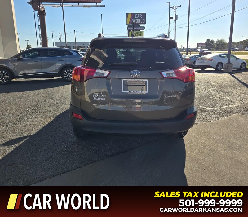 Toyota RAV4 Vehicle Full-screen Gallery Image 5