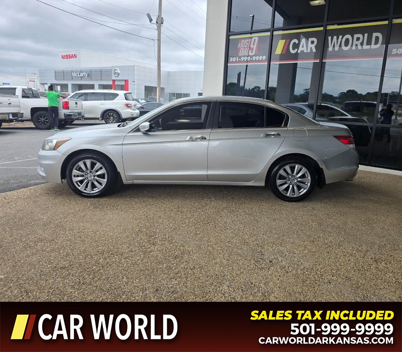 Honda Accord Sedan Vehicle Full-screen Gallery Image 4